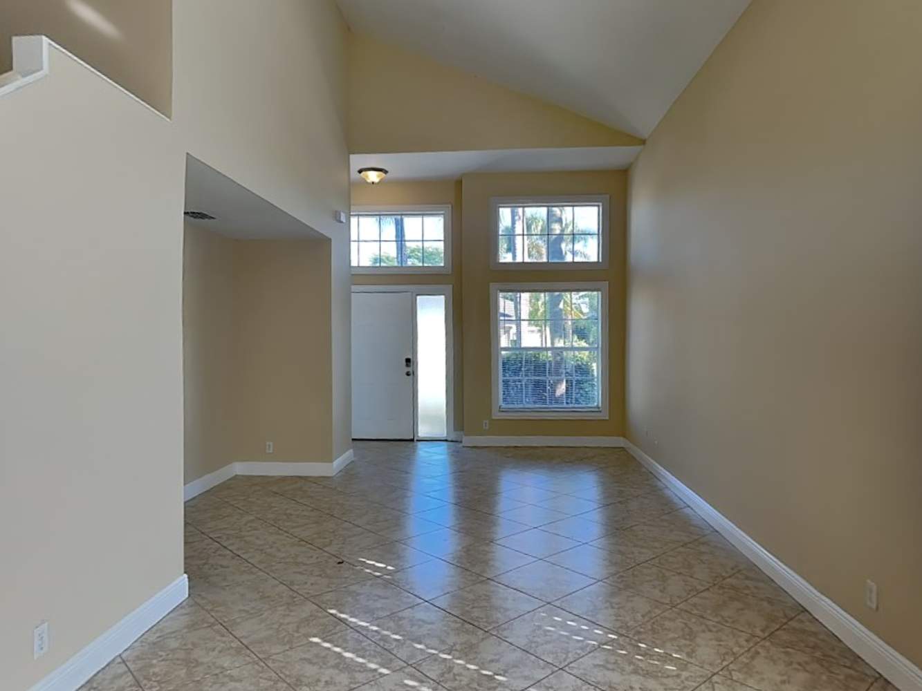 6236 Lansdowne Cir photo 4