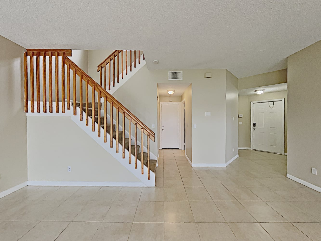 1912 NW 184th Way photo 4