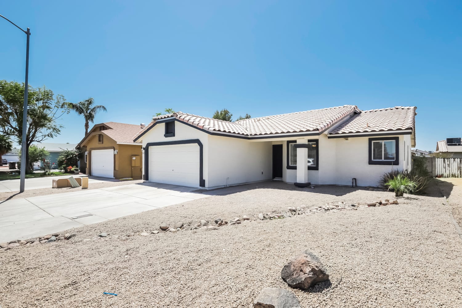 10212 N 88th Dr Peoria, AZ 85345 photo 4