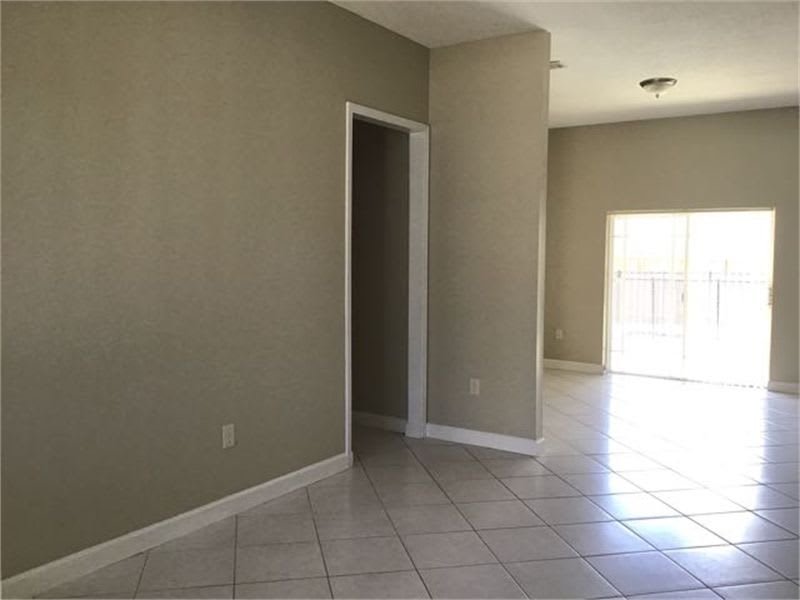 14146 SW 160th Ct photo 2