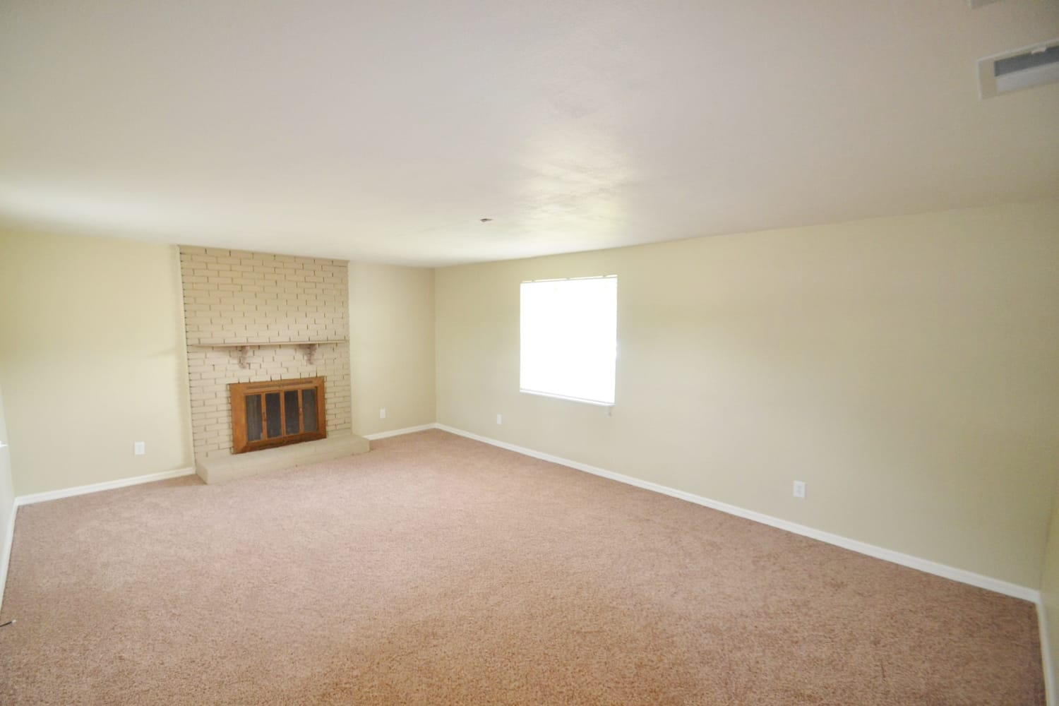 711 Starke Lake Cir photo 2