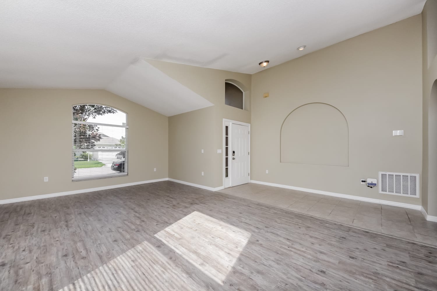 3232 Harpers Ferry Ct photo 4