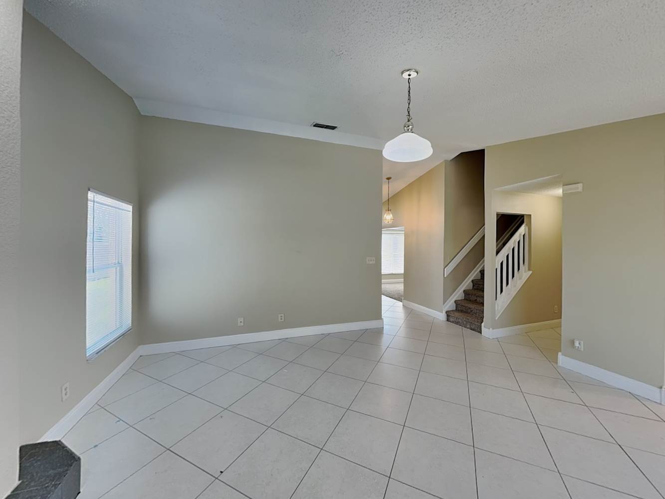 3907 Kiawa Dr photo 4