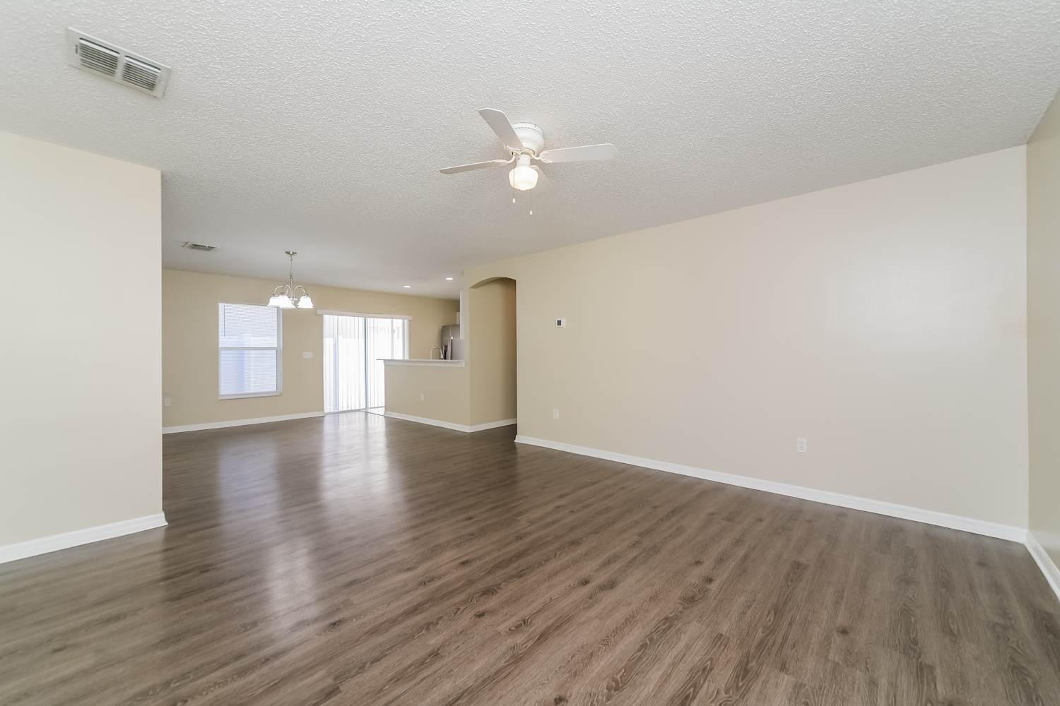 2408 Ruddenstone Wy photo 5