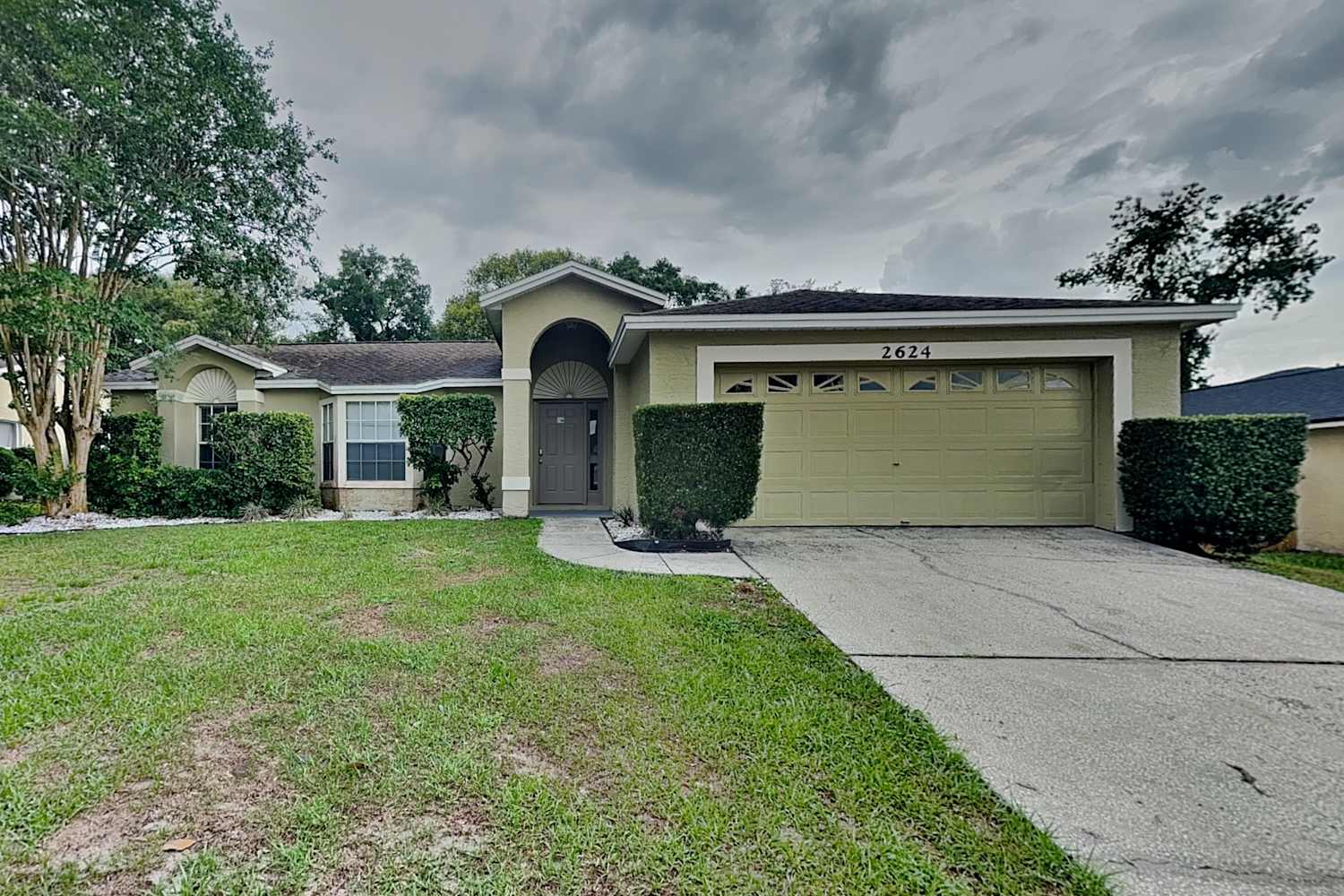2624 Lake Jackson Cir photo 2
