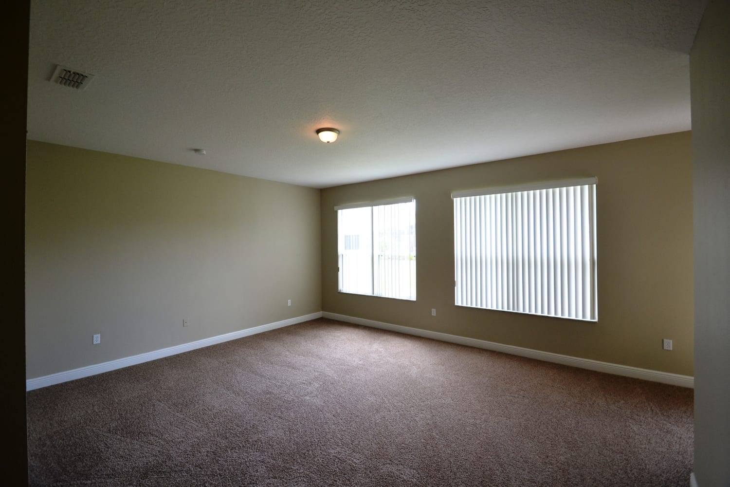 2671 Boat Cove Cir photo 4