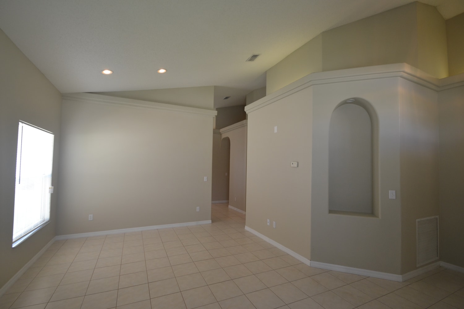 1628 Morning Star Dr photo 3