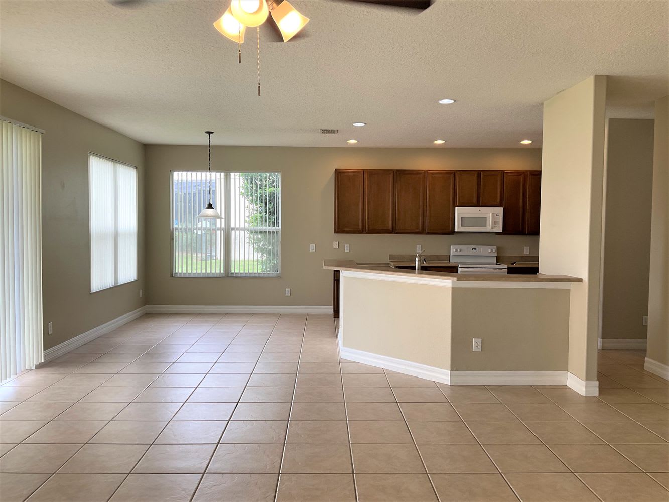 1368 Bridge Hill Ln photo 5