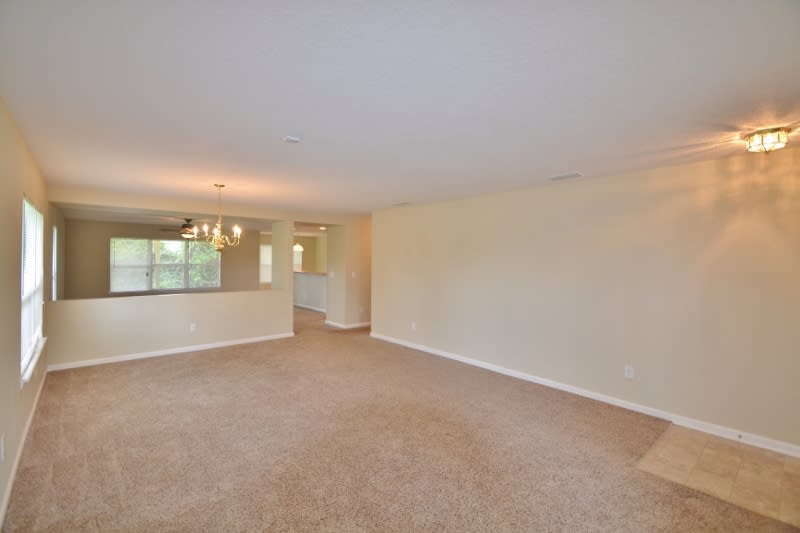 1727 Mitten Ter photo 2