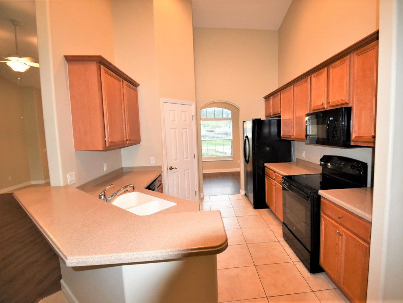 2008 Meadowside Dr photo 5