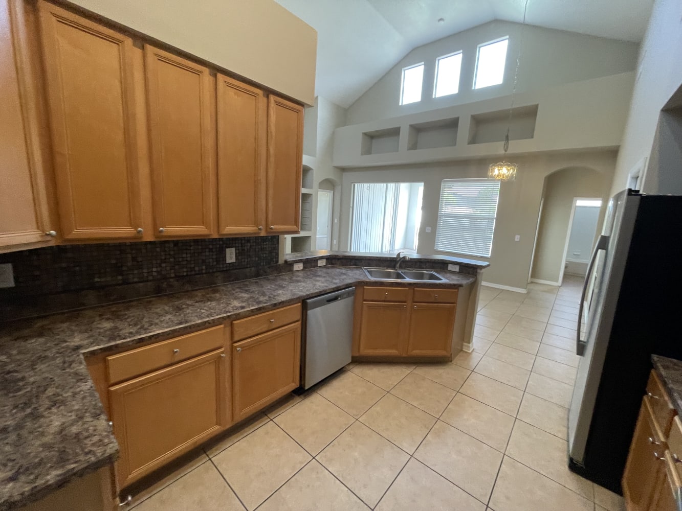 16901 Nikki Ln photo 5