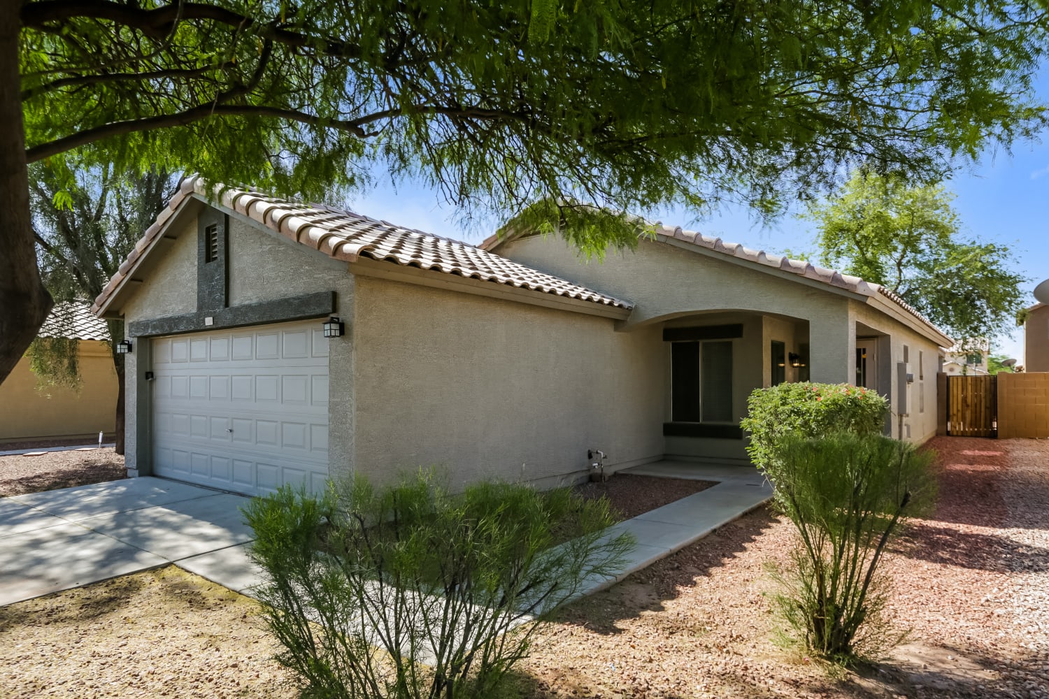 6309 W Nez Perce St Phoenix, AZ 85043 photo 4