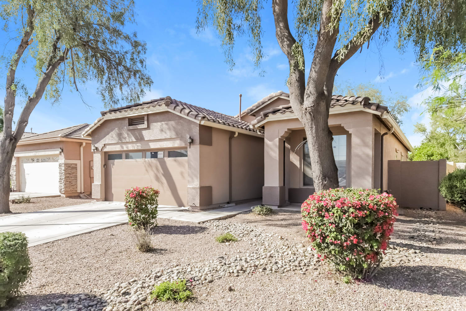 2258 S 88 Drive photo 2