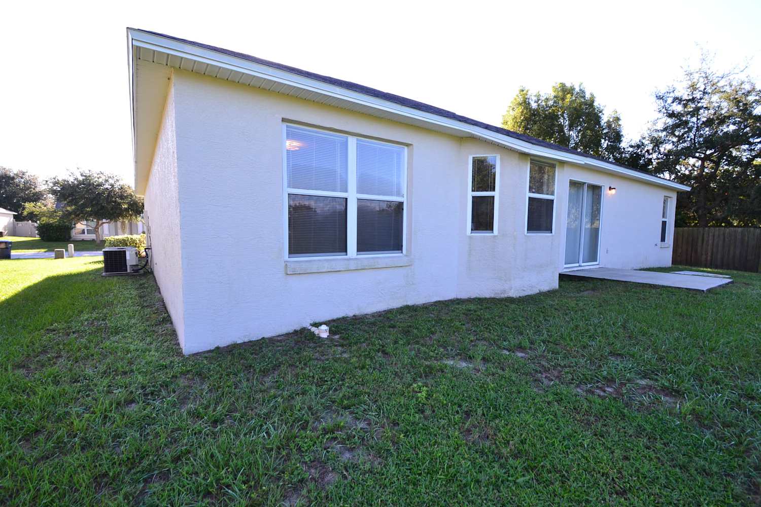 7988 Oak Run Cir photo 2