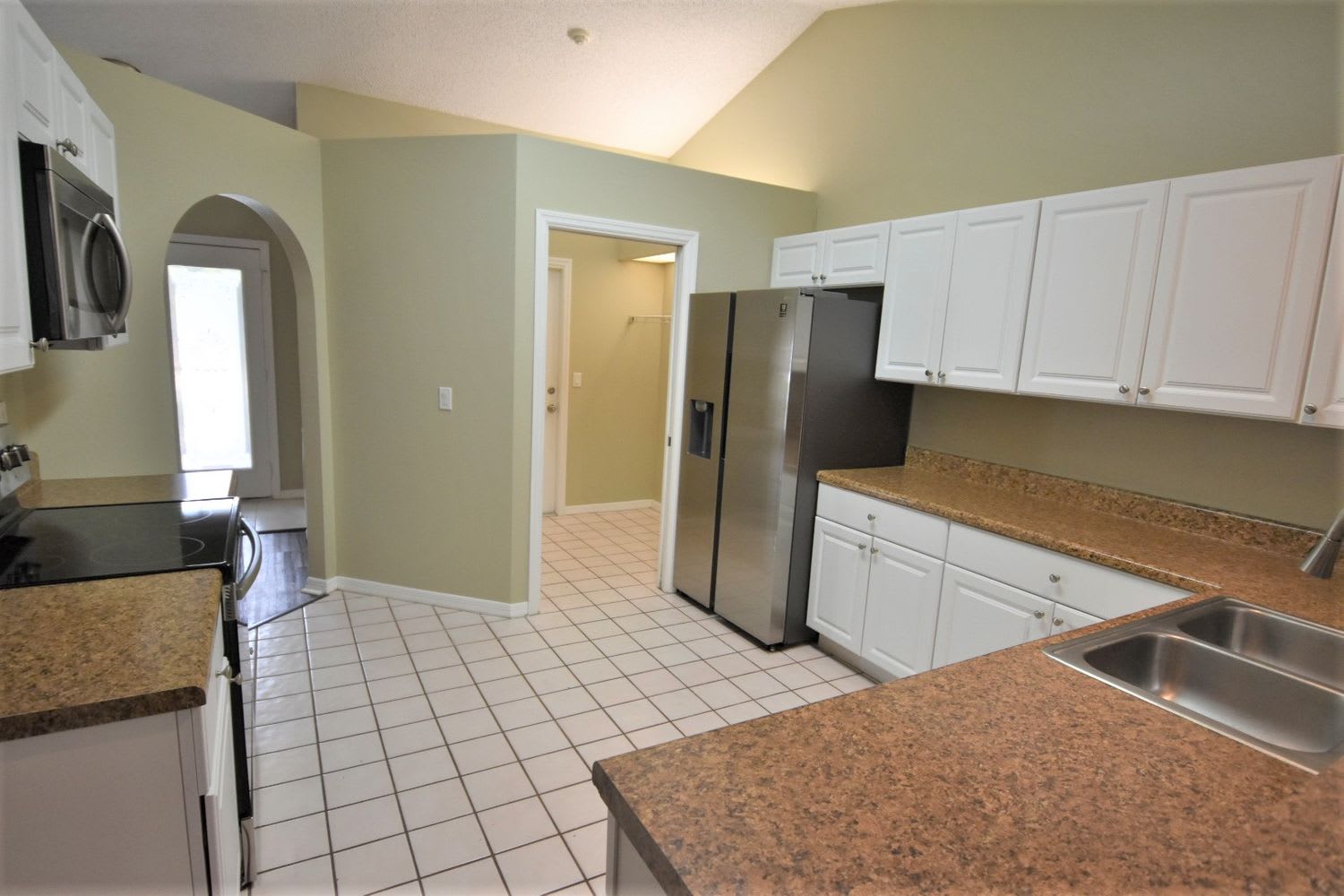 4061 Prairie View Dr N photo 5