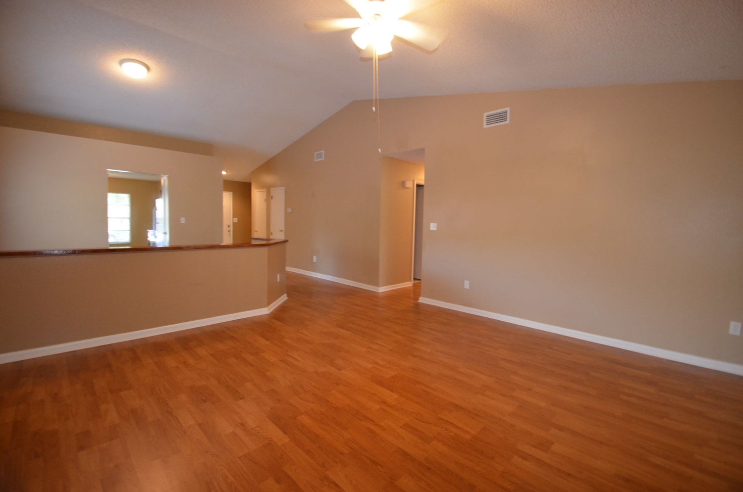 8803 Hampden Dr photo 2