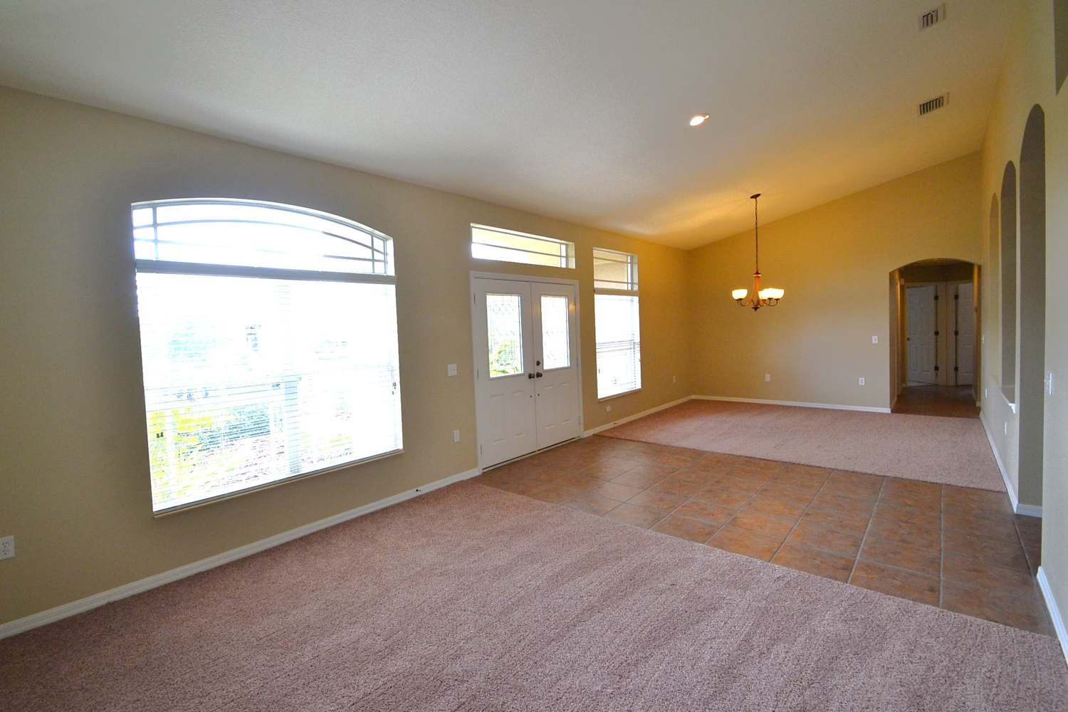 2313 Nesslewood Dr photo 2