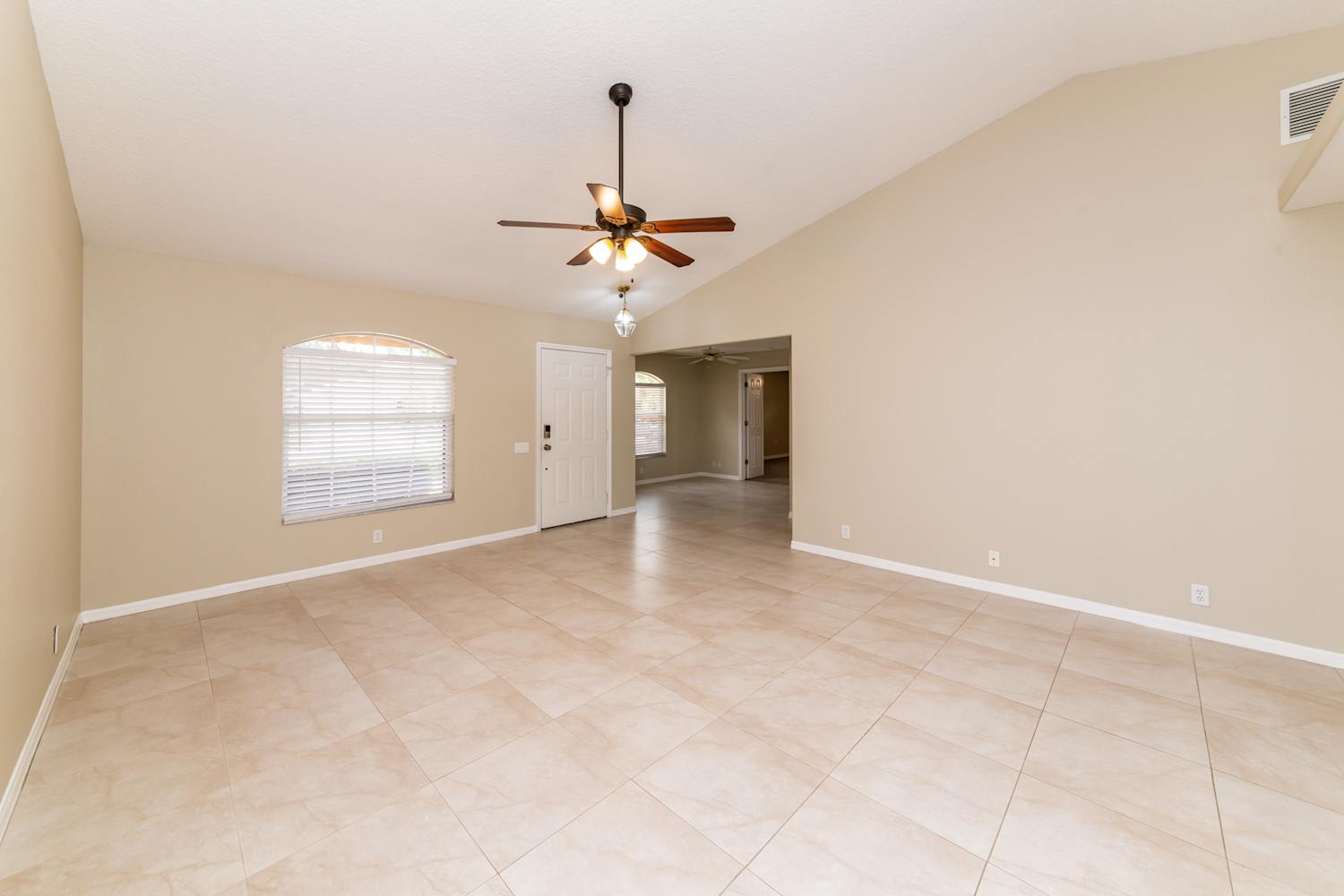 7348 Linden Ln photo 3