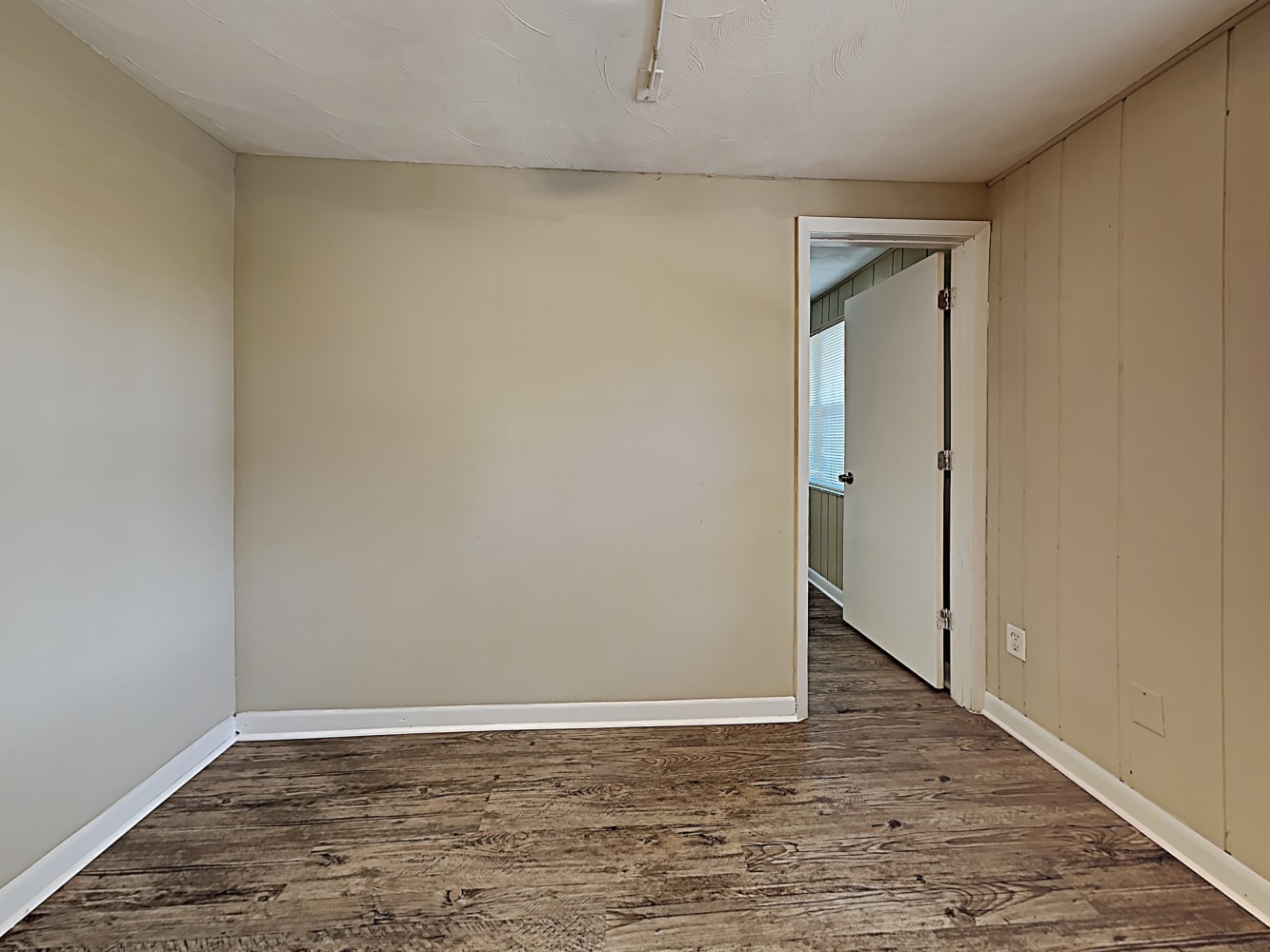 2332 Harn Blvd photo 5