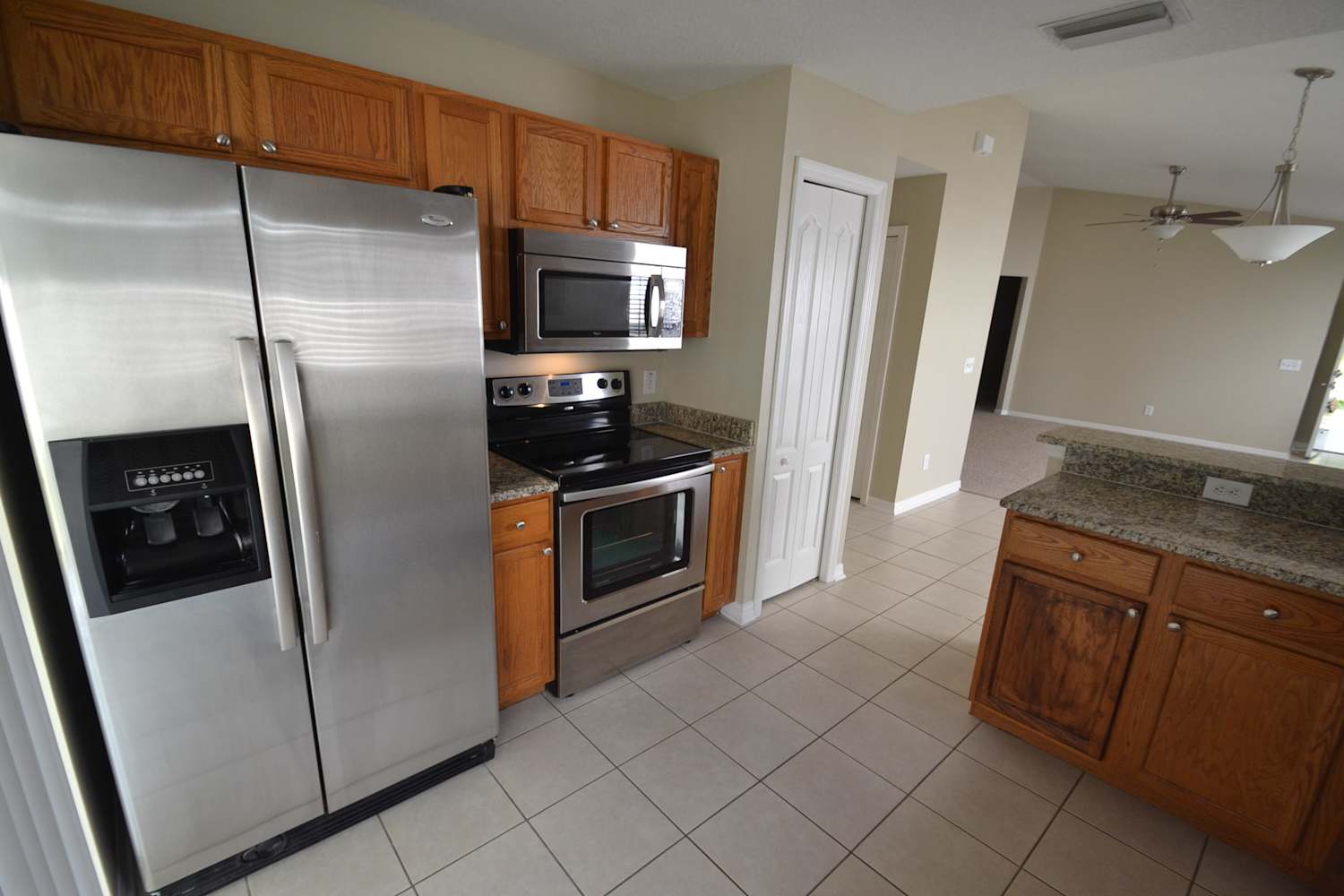 7108 Kendall Heath Way photo 3