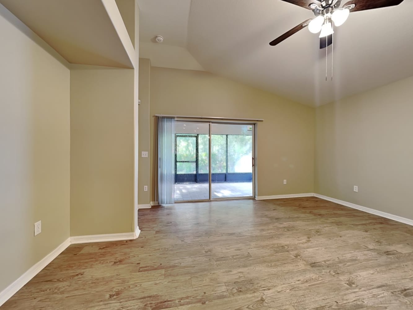 12048 Fall Creek Ct photo 5