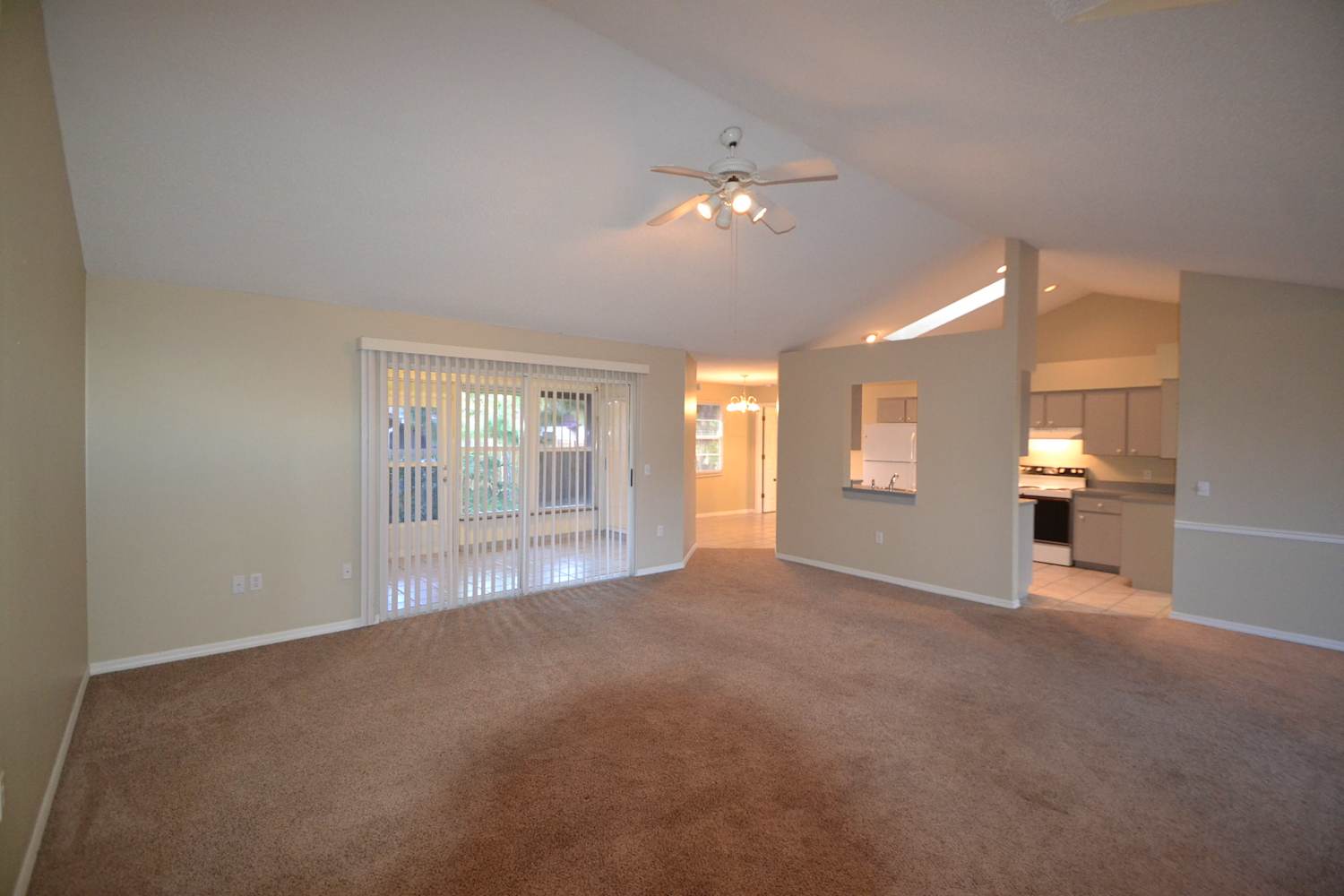 4211 Arrow Dr photo 3