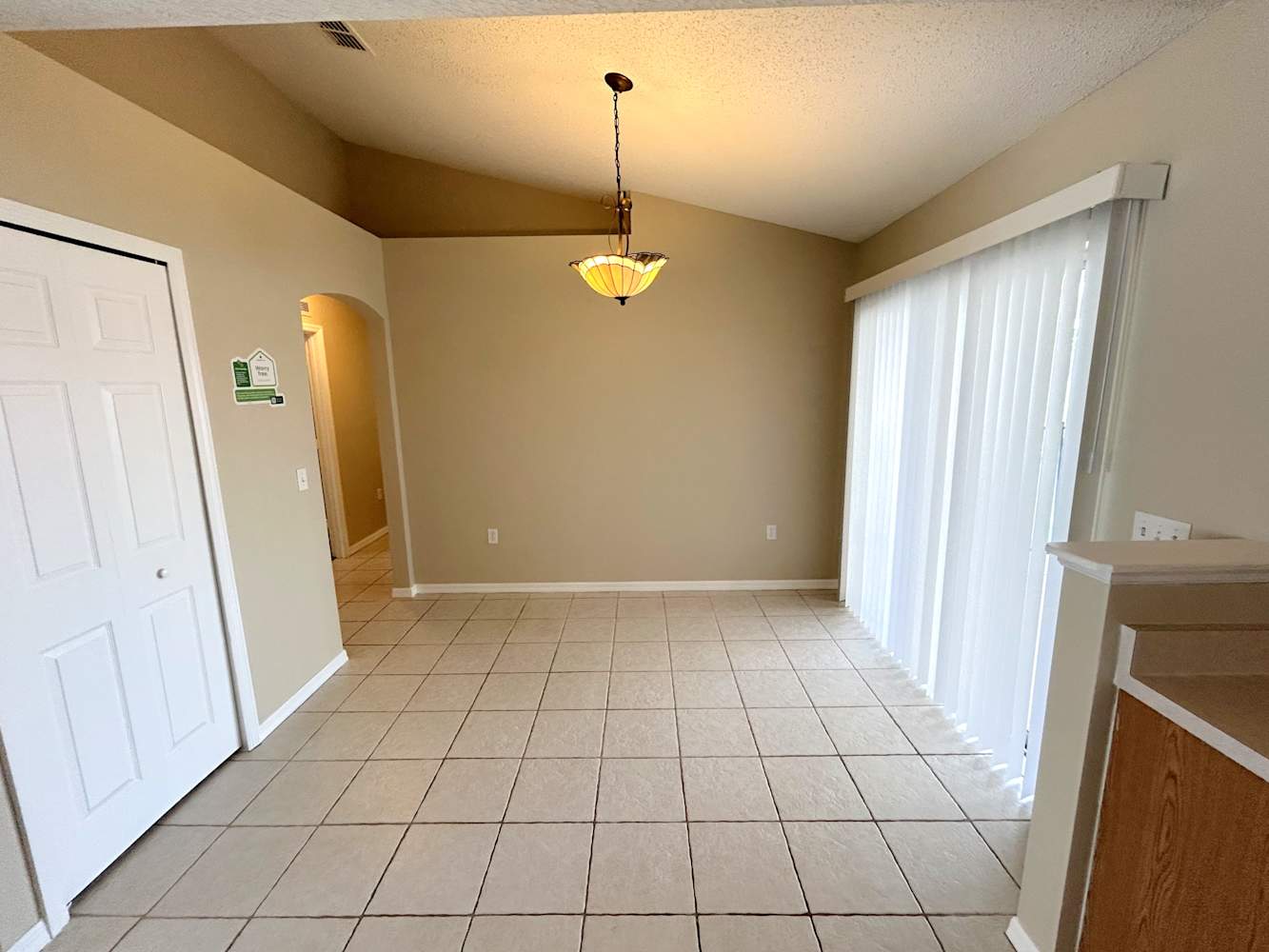 6020 Kaley Dr photo 4
