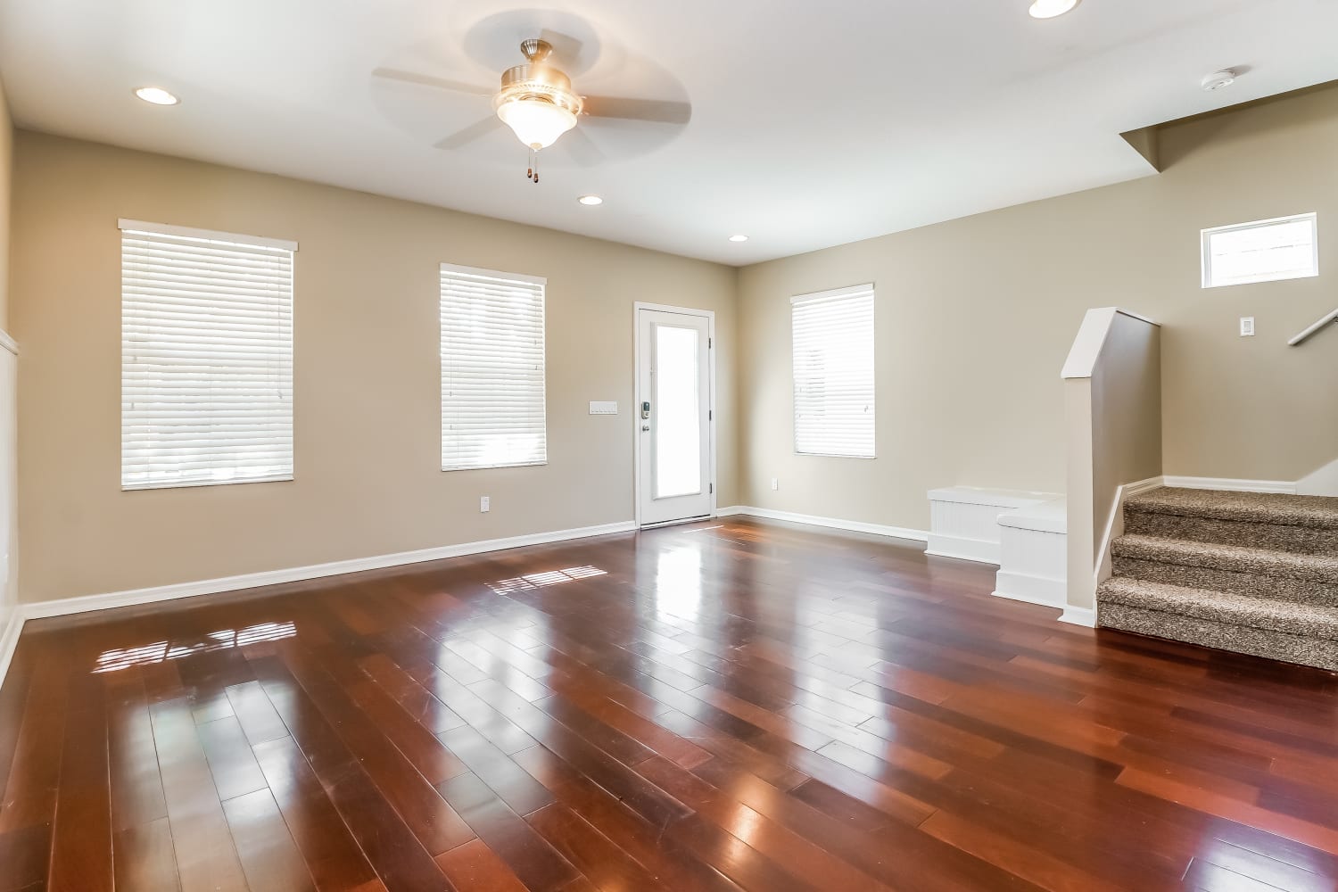 4910 Forest Creek Trl photo 3