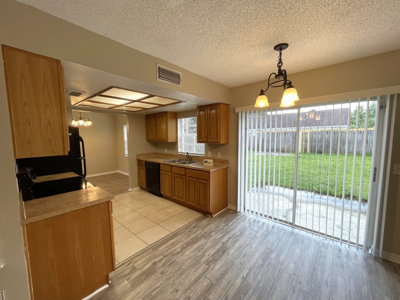 9707 Little Pond Way photo 5