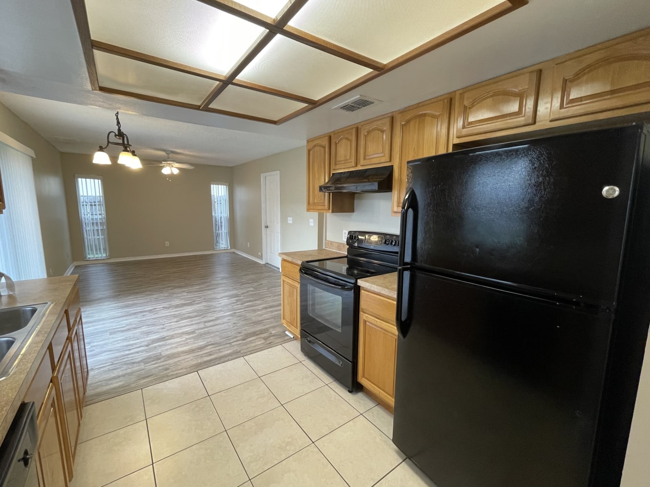 9707 Little Pond Way photo 4