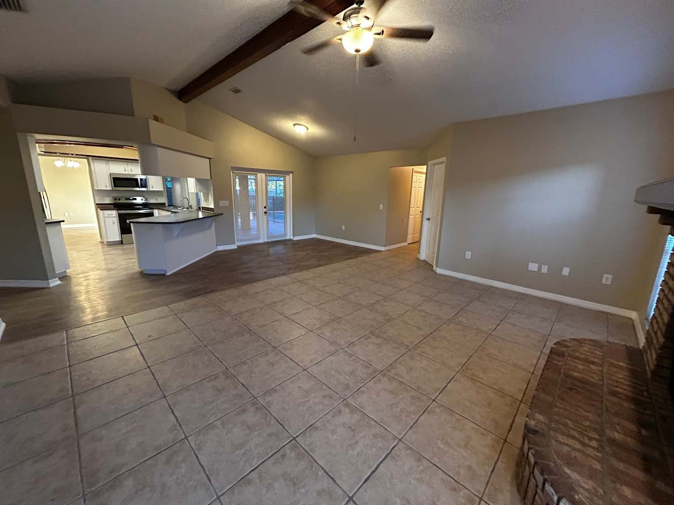 7202 Hileman Dr E photo 5