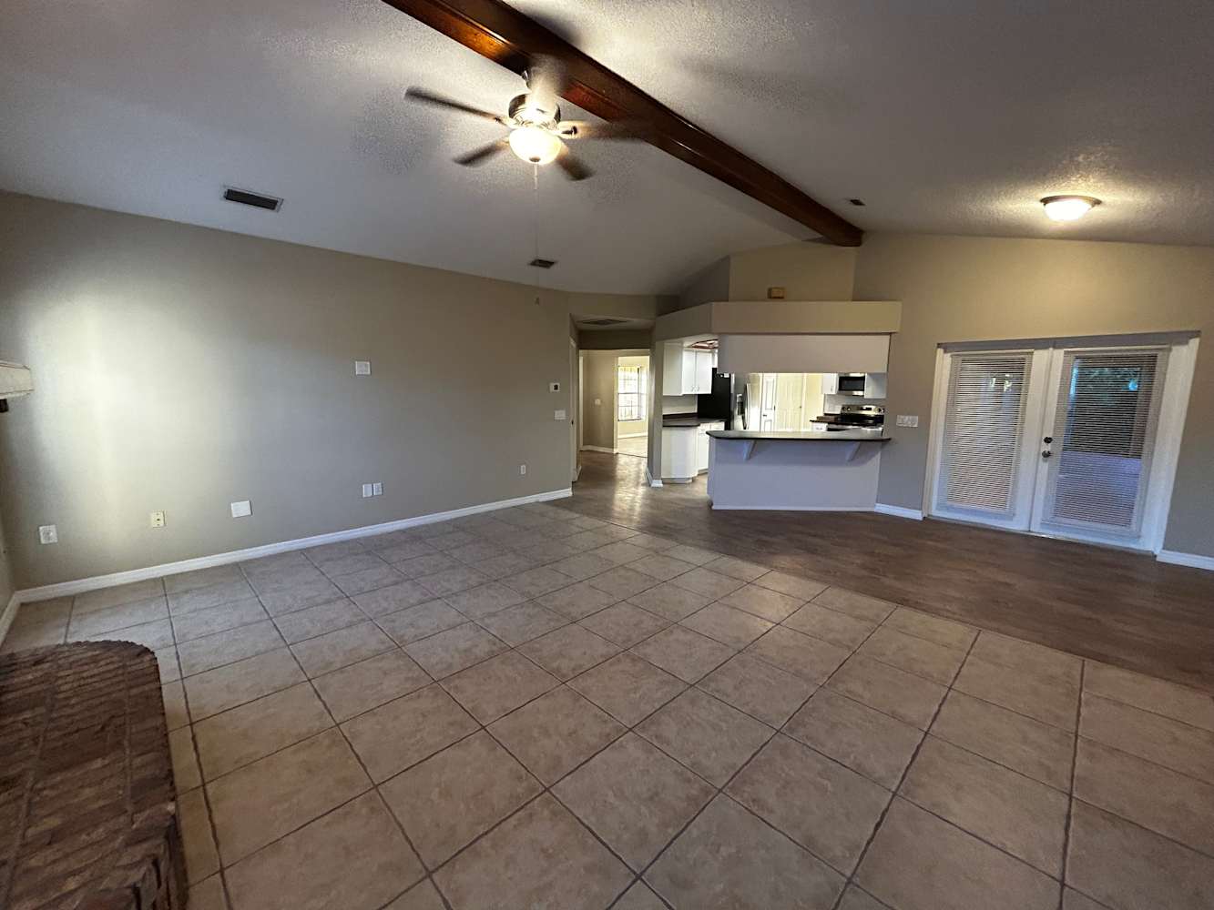 7202 Hileman Dr E photo 4