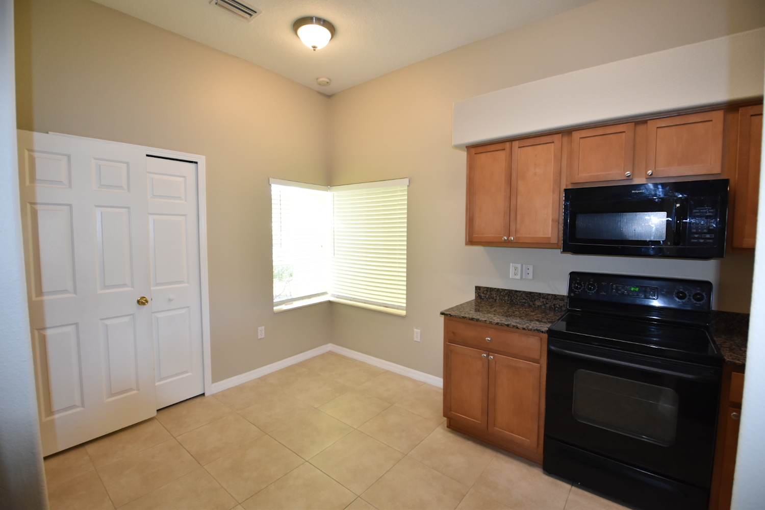 7205 Royal George Ct photo 5