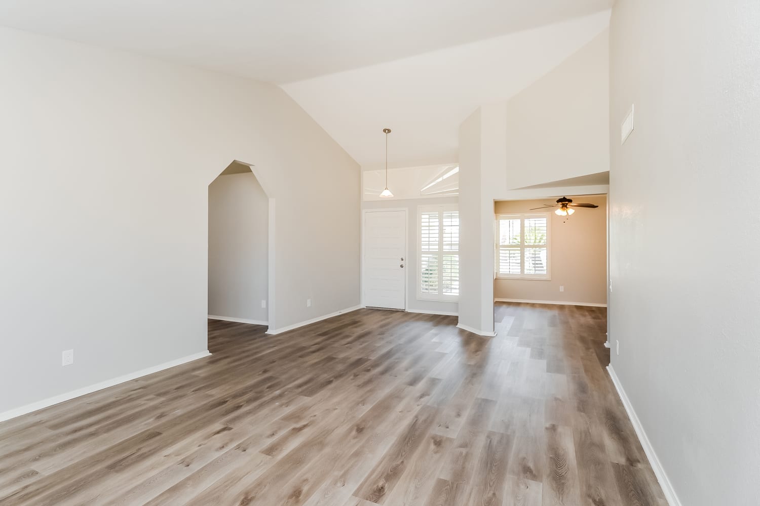 7918 W Dreyfus Dr photo 5