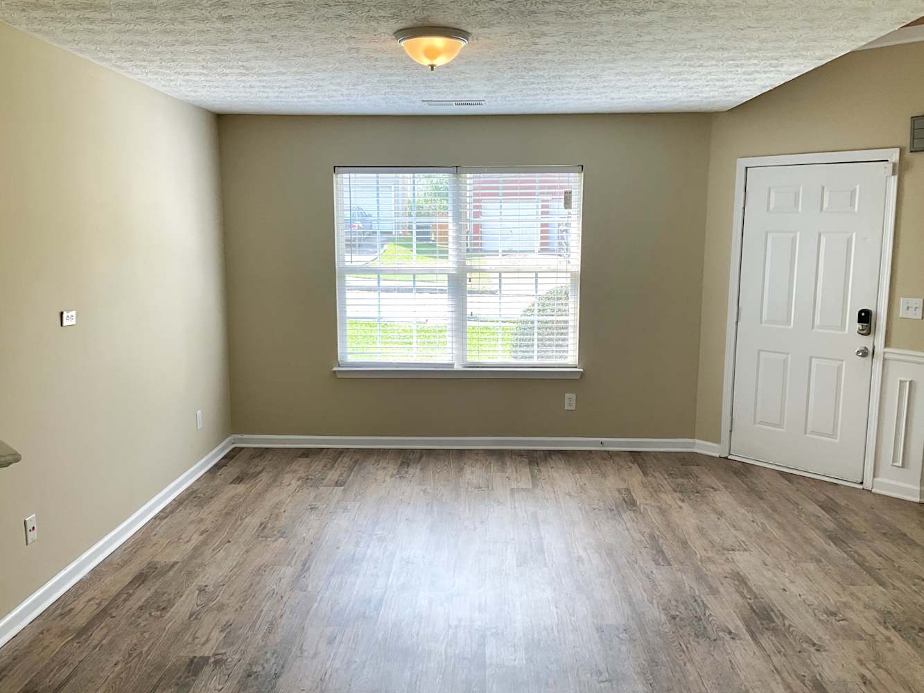 2514 Brookgate Way photo 4
