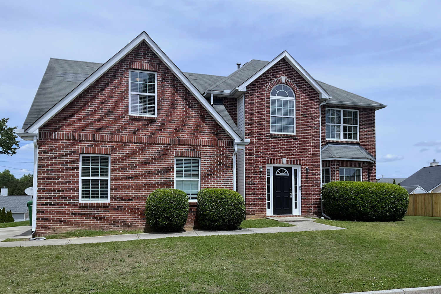 1378 Persimmon Ct photo 2