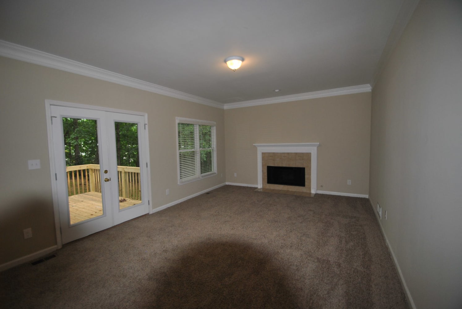 7280 Waters Edge Dr photo 2
