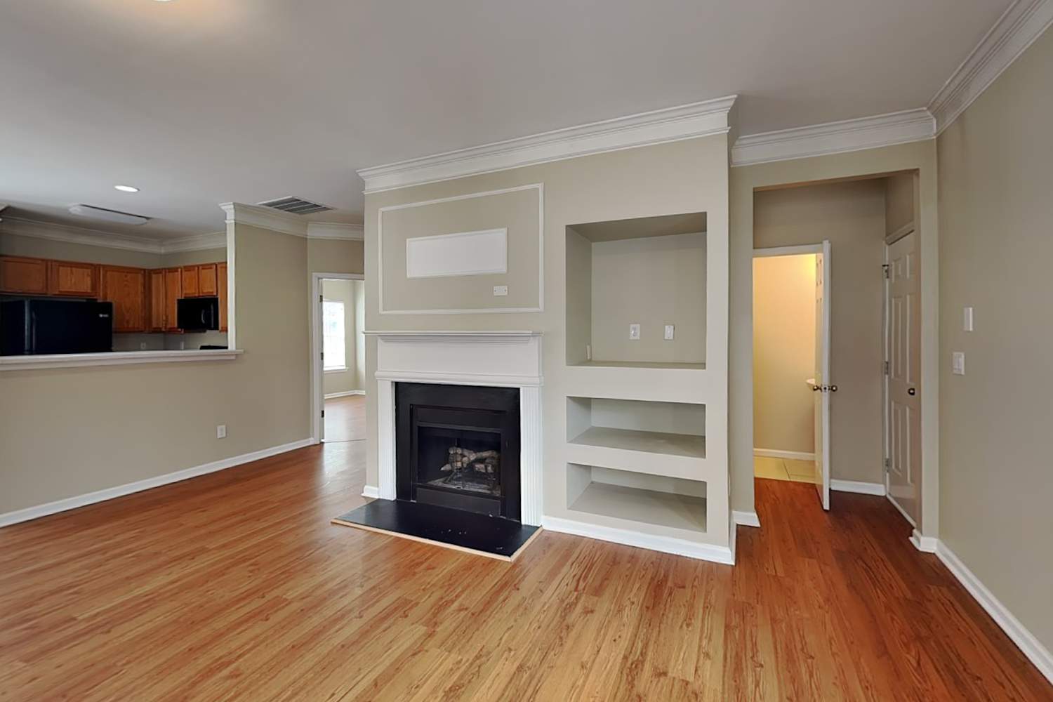 1361 Raven Rock Trl NW photo 4