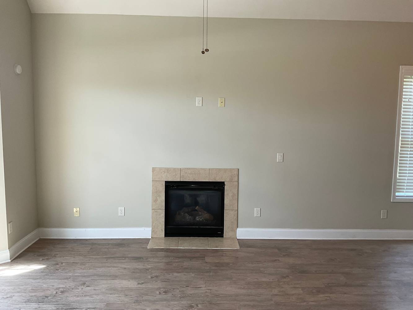 112 Al Jennah Blvd photo 5