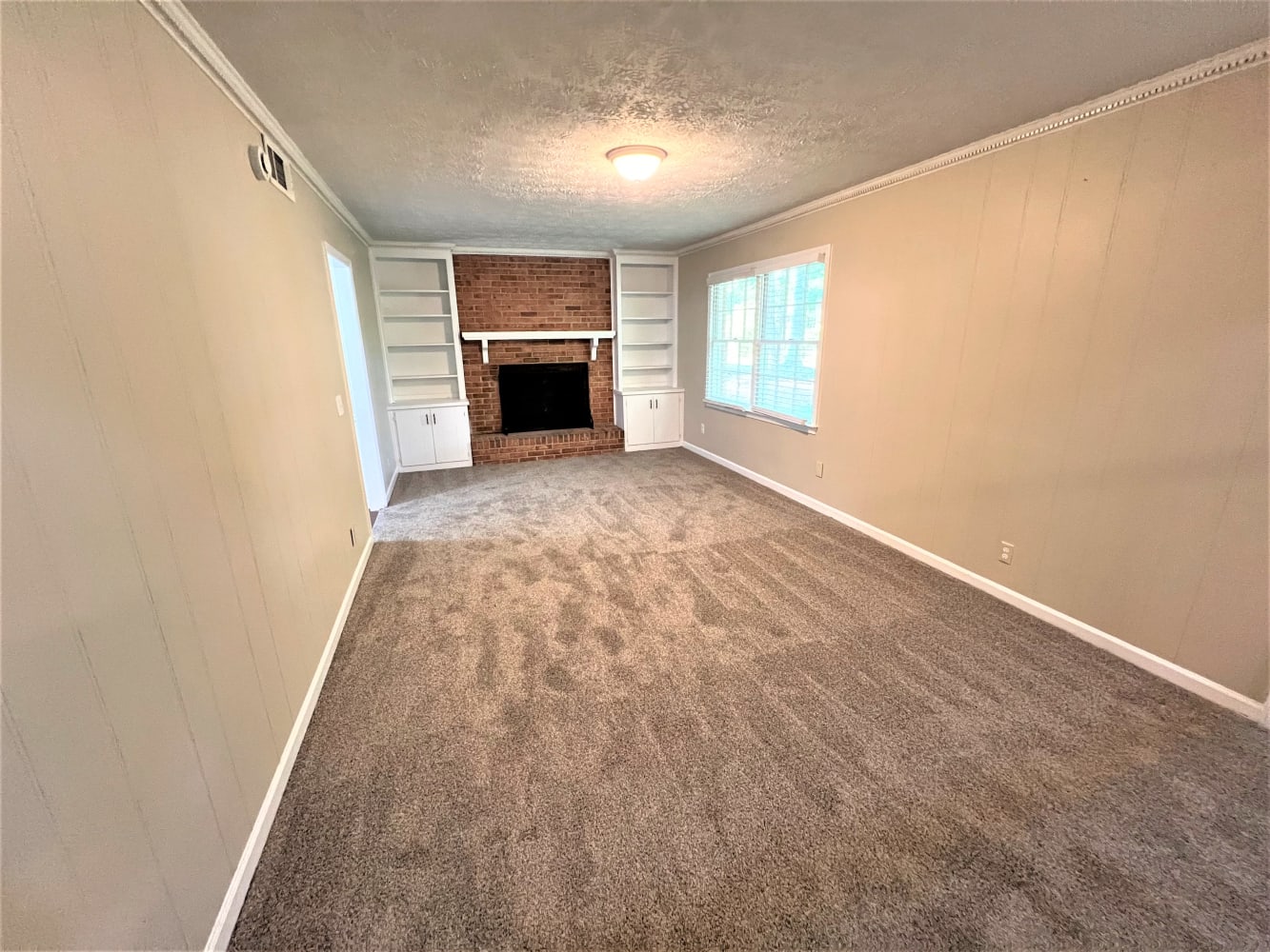 3993 Sugar Valley Dr SE photo 3