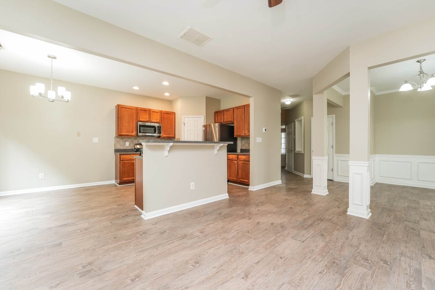 2982 Briaroak Dr photo 5