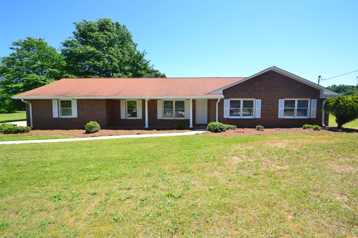 343 Willowwind Dr photo 2