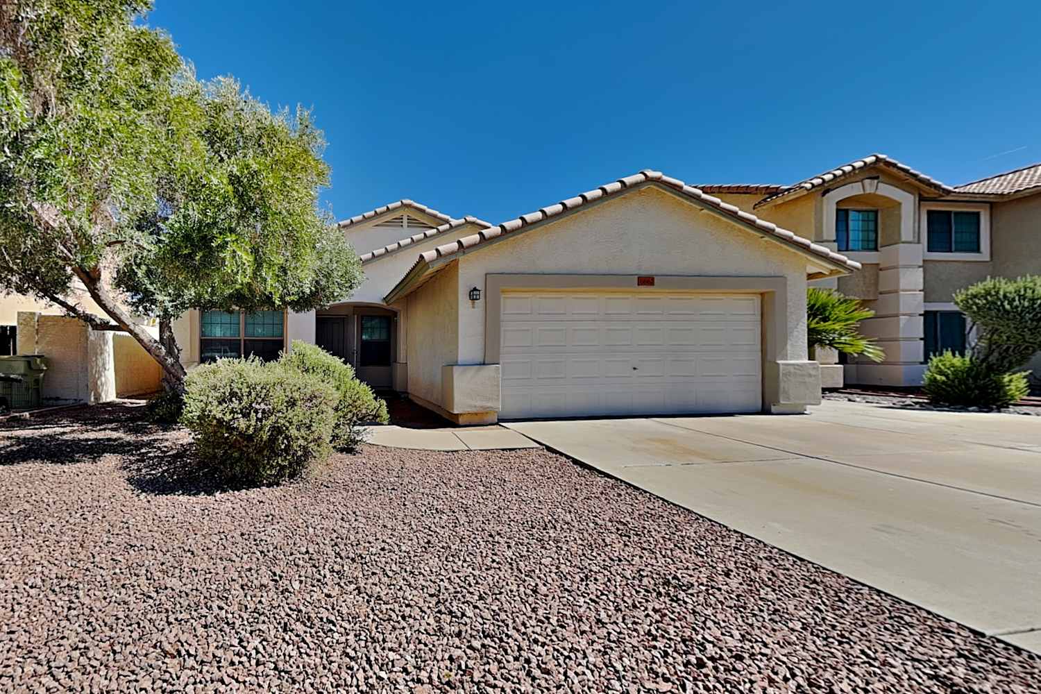 6862 W Townley Ave Peoria, AZ 85345 photo 2