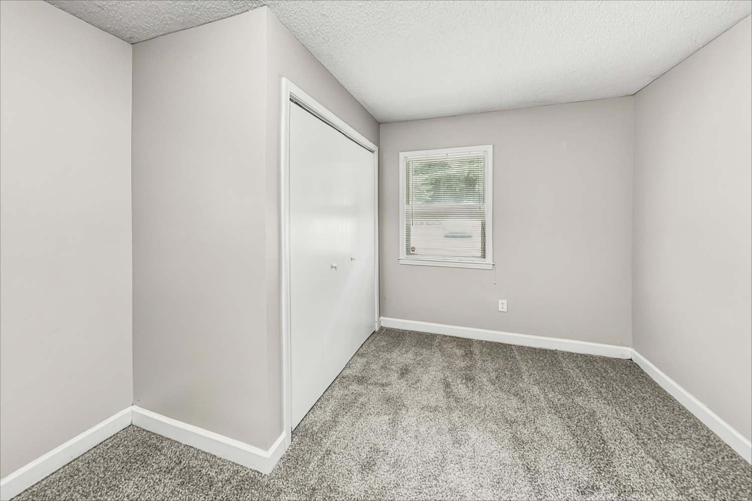 2751 Flagstone Dr SE photo 5