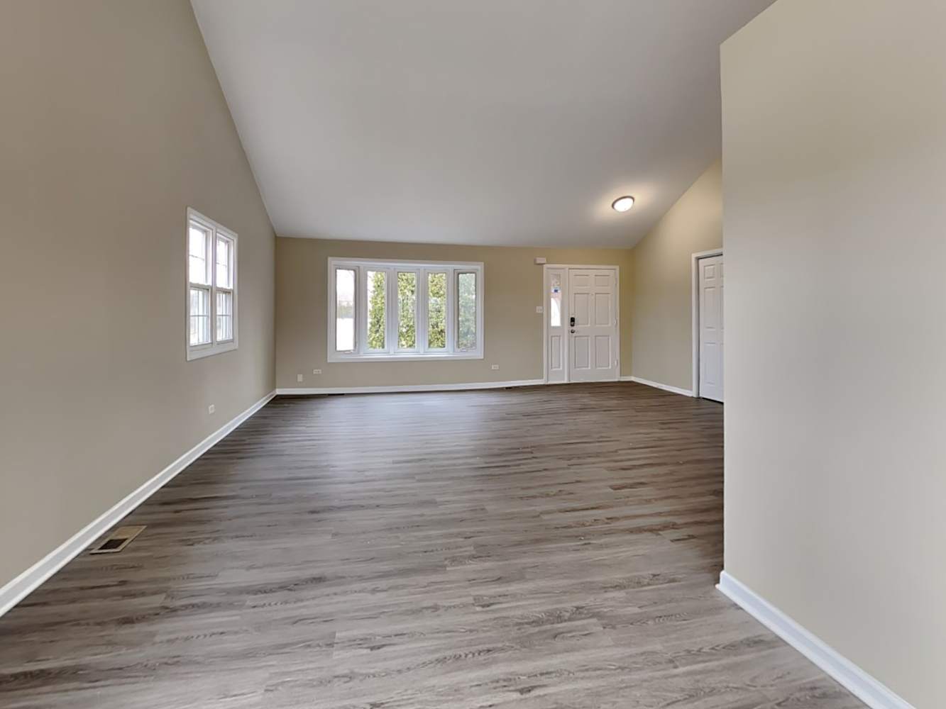 30 Rodenburg Rd photo 5