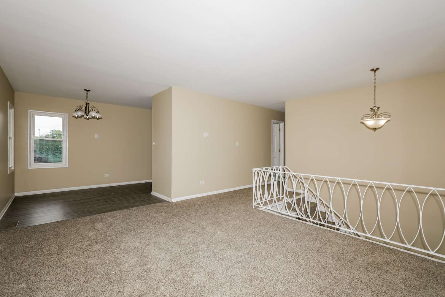1381 Alberta Ct photo 4