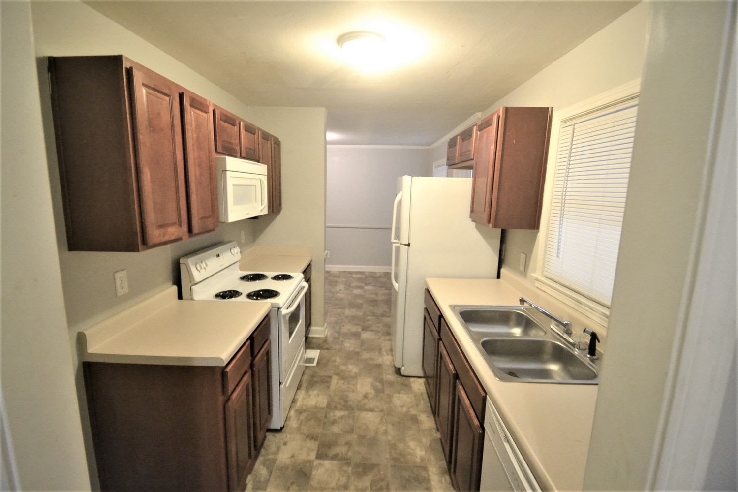 3621 Revolution Park Dr photo 5