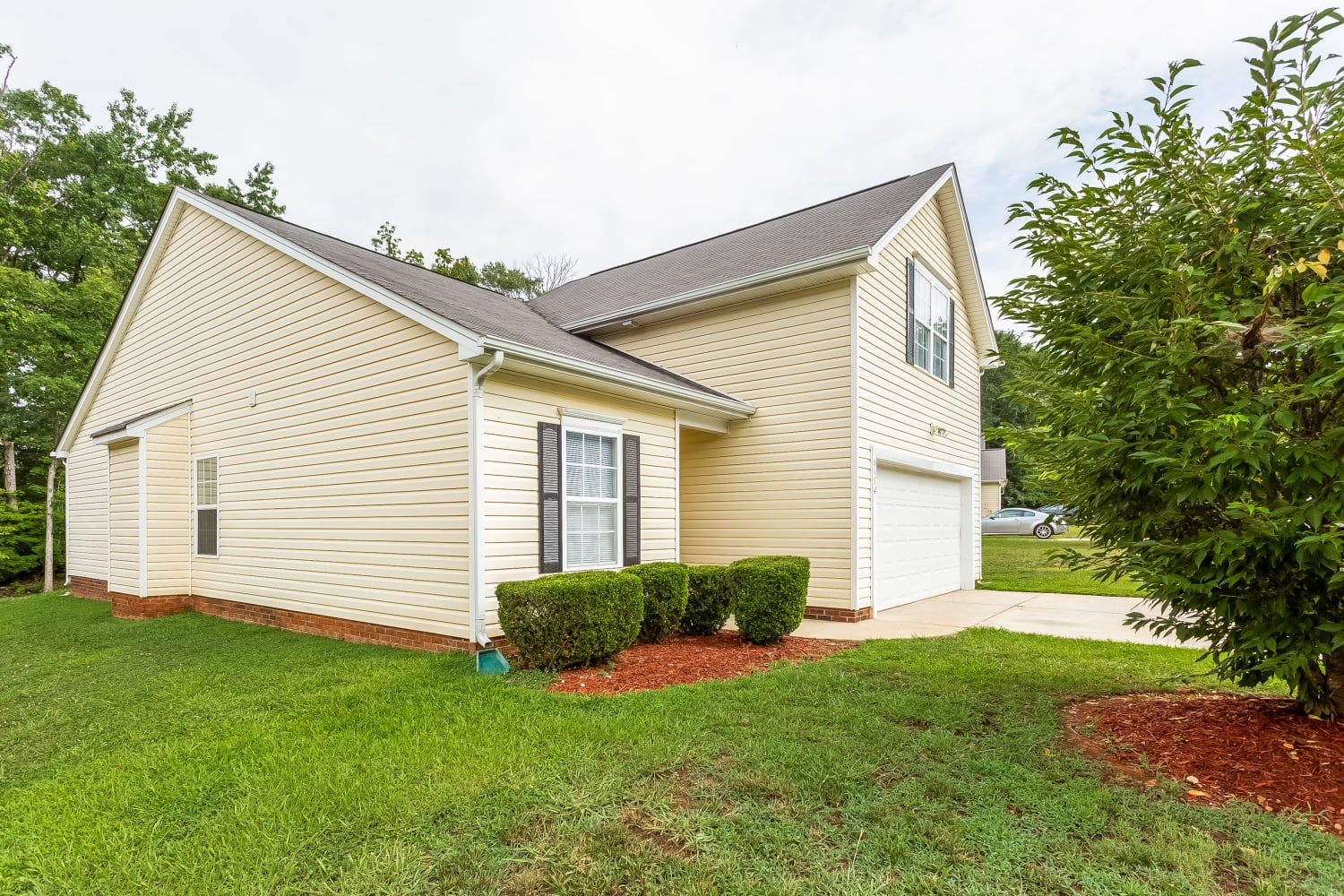 6114 Sid Crane Dr photo 2