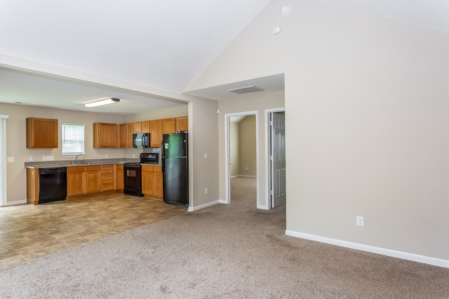 6114 Sid Crane Dr photo 5