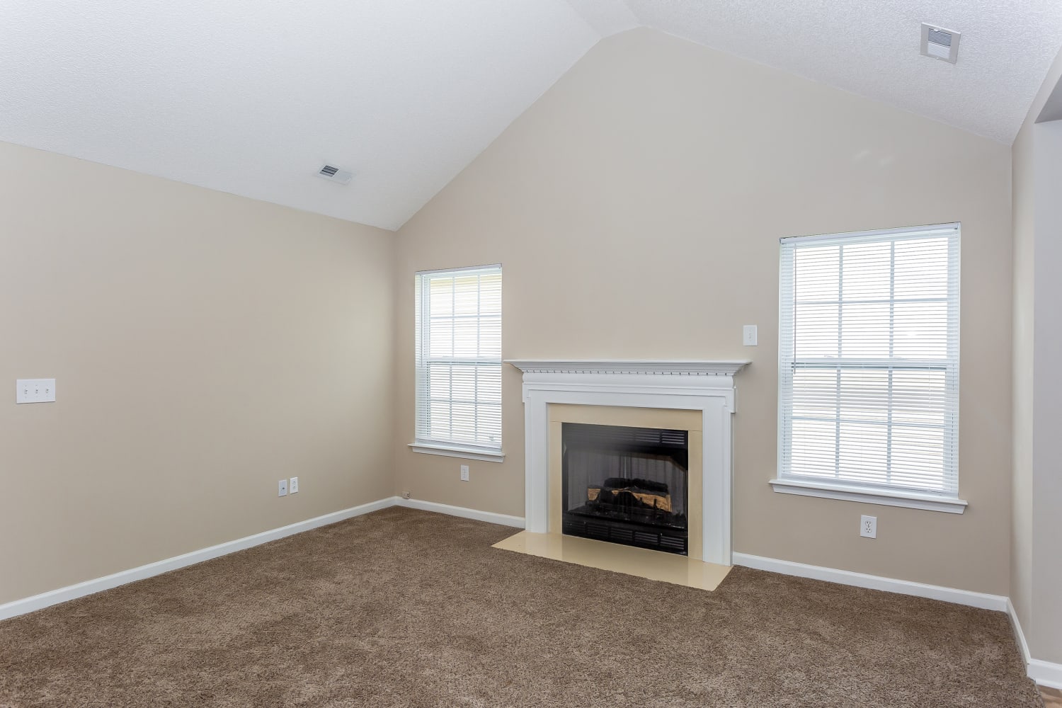 6114 Sid Crane Dr photo 4